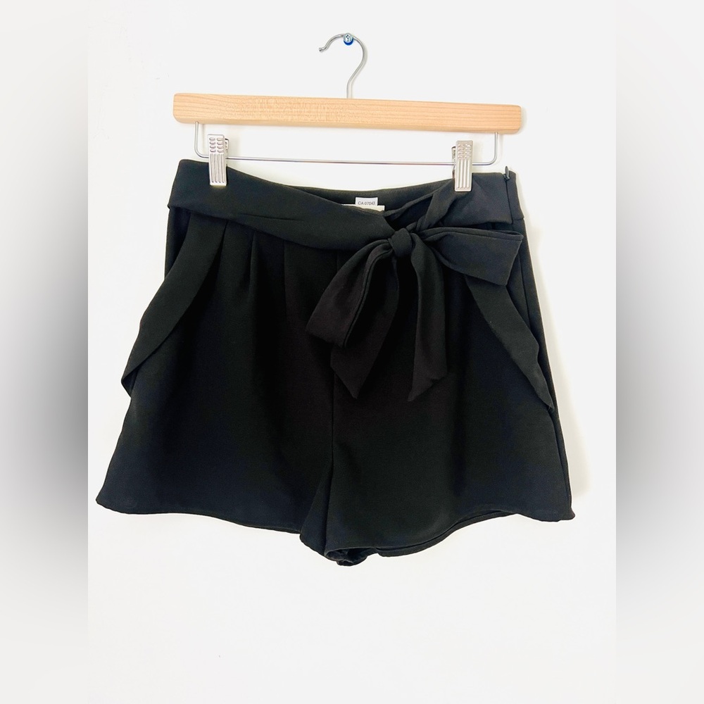Monteau Los Angeles | High Waisted, Tie Shorts